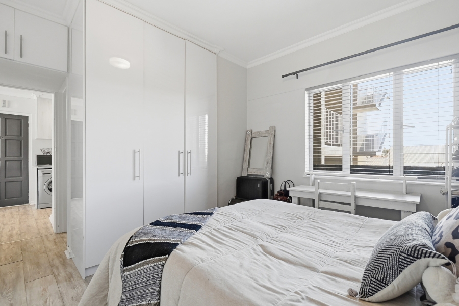 1 Bedroom Property for Sale in Wynberg Upper Western Cape